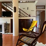 Moradia Proxima Da Do Areinho, Na Ria, E Dos Marretas オヴァール