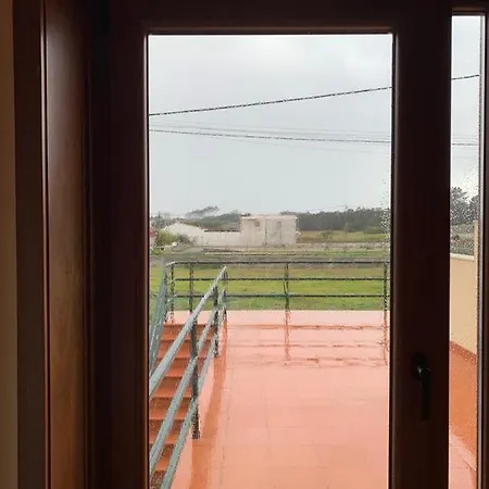 Moradia Proxima Da Do Areinho, Na Ria, E Dos Marretas オヴァール