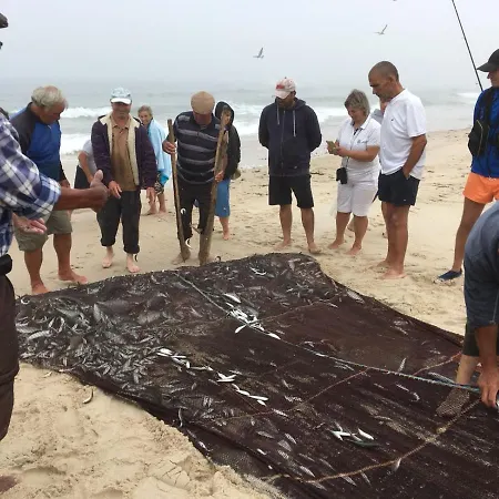 Moradia Proxima Da Do Areinho, Na Ria, E Dos Marretas *