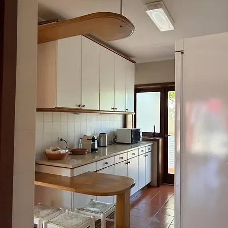 Moradia Próxima Da Do Areinho, Na Ria, E Dos Marretas Ovar