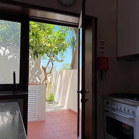 Moradia Próxima Da Do Areinho, Na Ria, E Dos Marretas