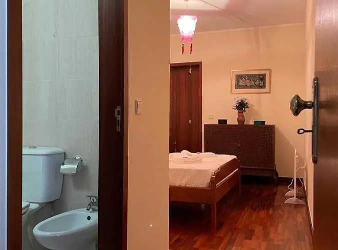 Moradia Proxima Da Do Areinho, Na Ria, E Dos Marretas